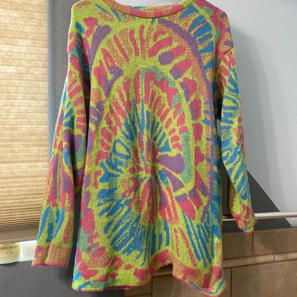 Oversized tie-dye crewneck